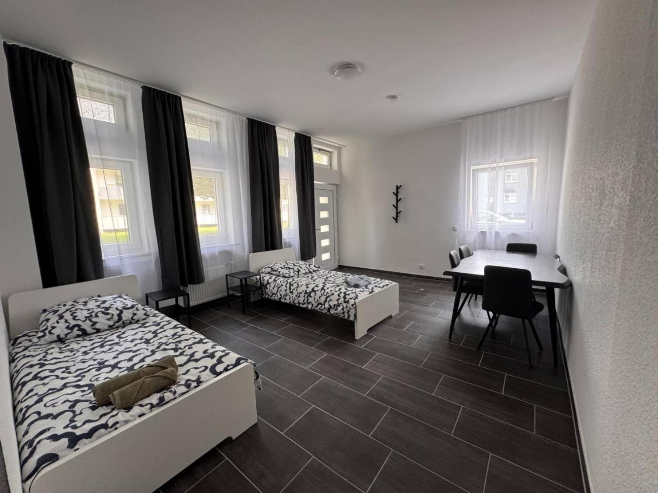 Cozy Apartment In Leverkusen Exterior photo