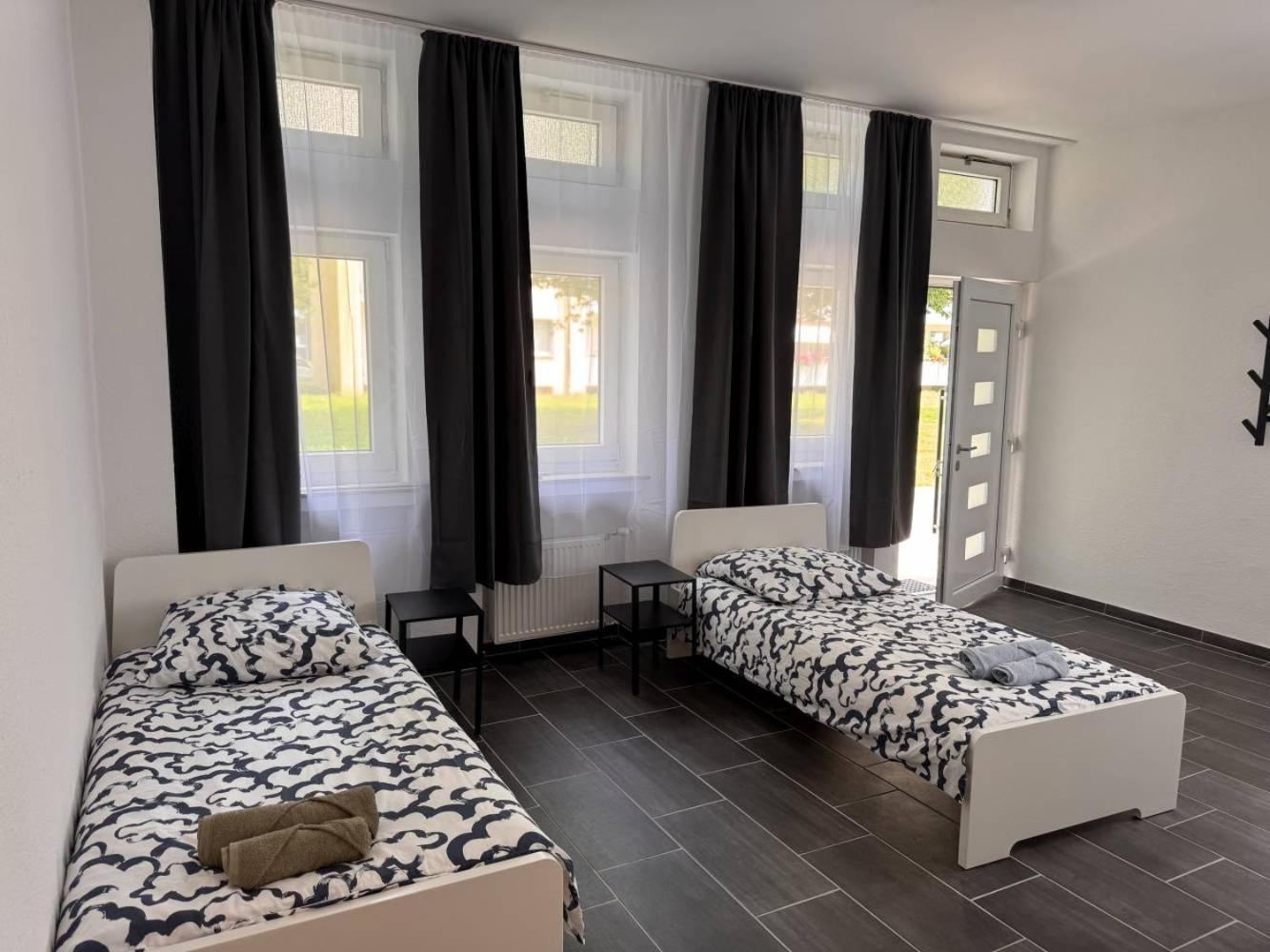 Cozy Apartment In Leverkusen Exterior photo