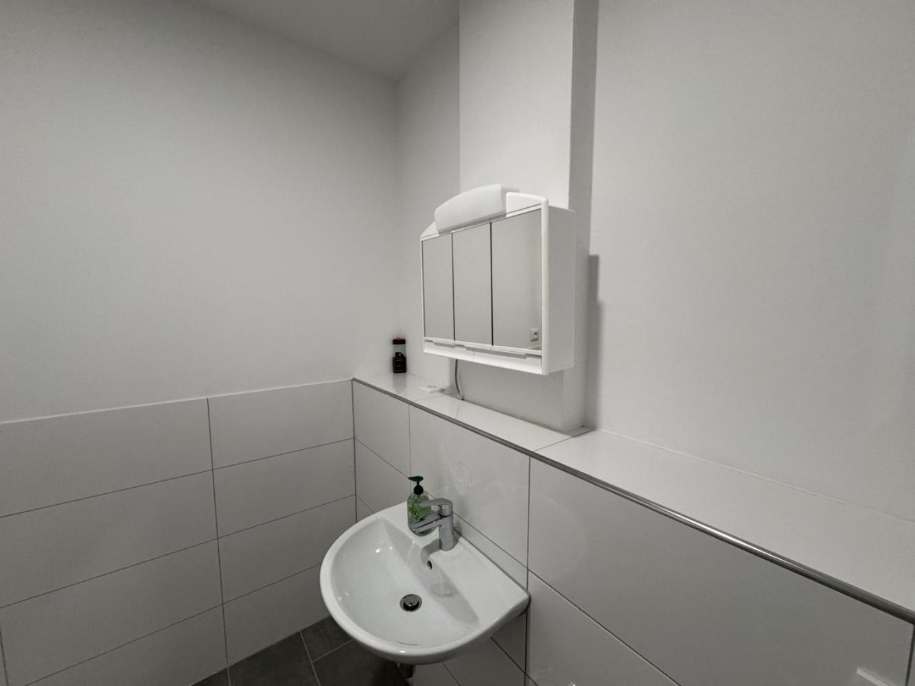 Cozy Apartment In Leverkusen Exterior photo