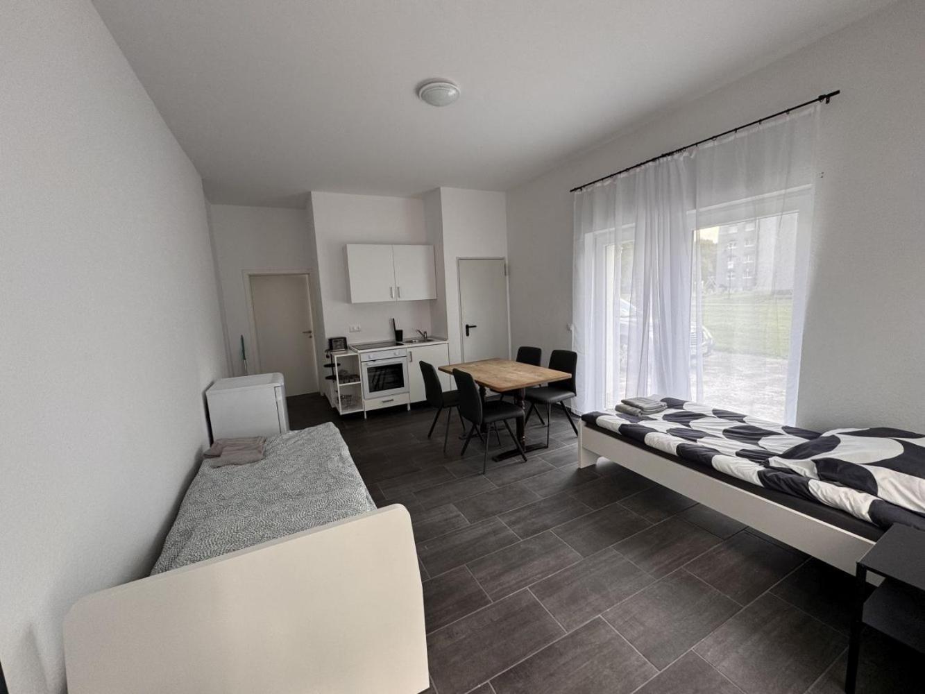 Cozy Apartment In Leverkusen Exterior photo