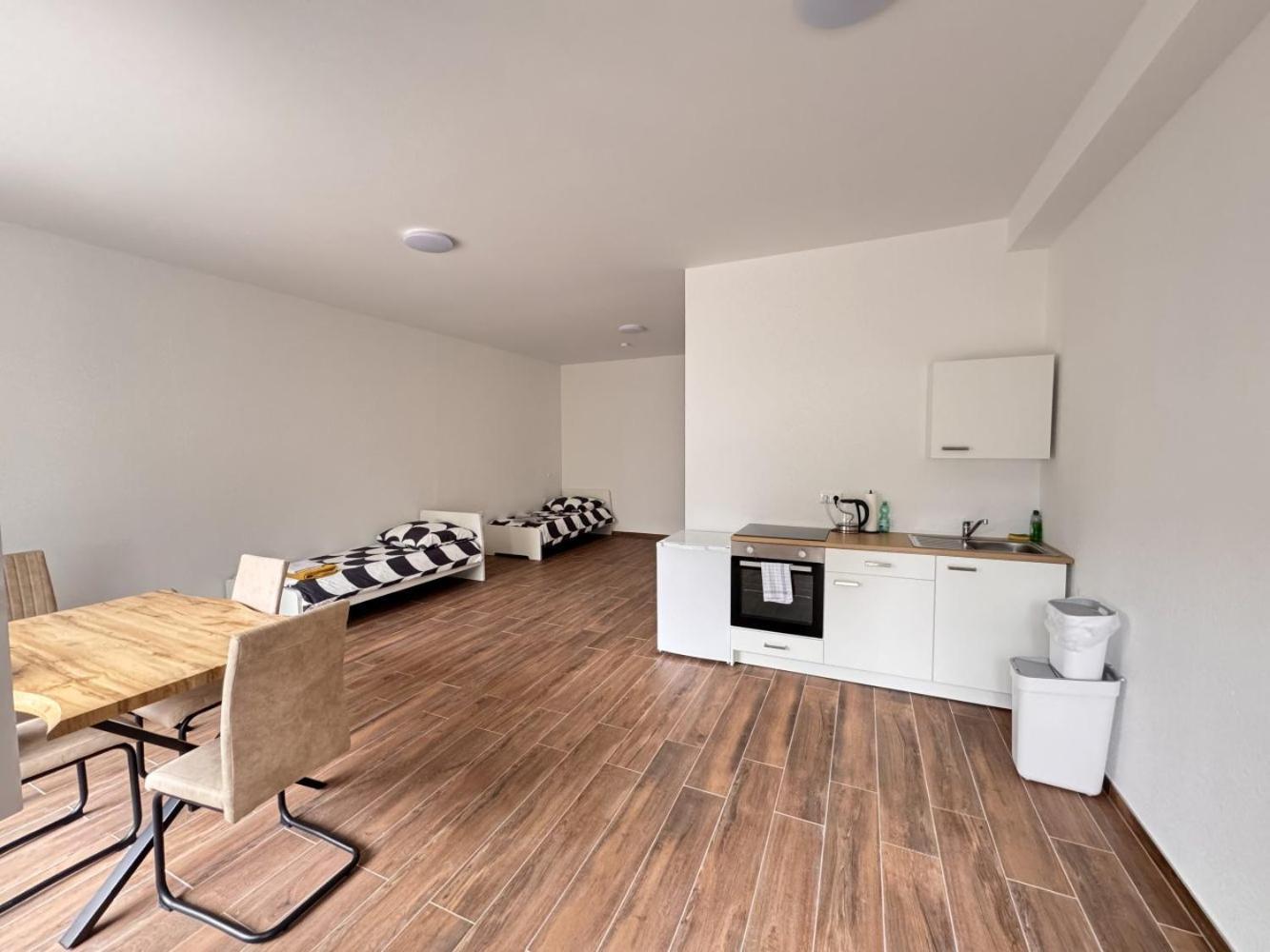 Cozy Apartment In Leverkusen Exterior photo