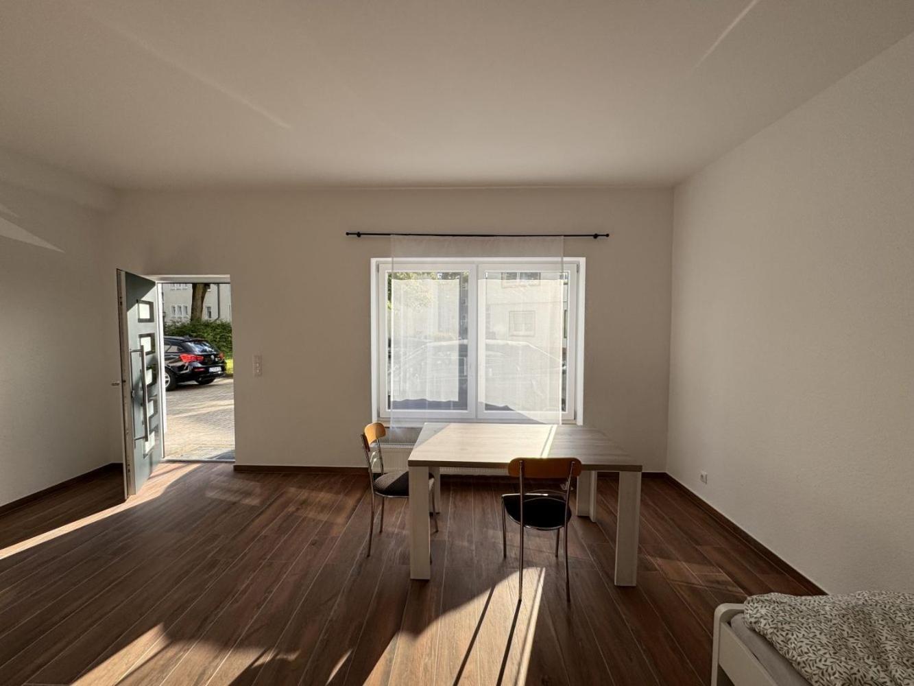 Cozy Apartment In Leverkusen Exterior photo