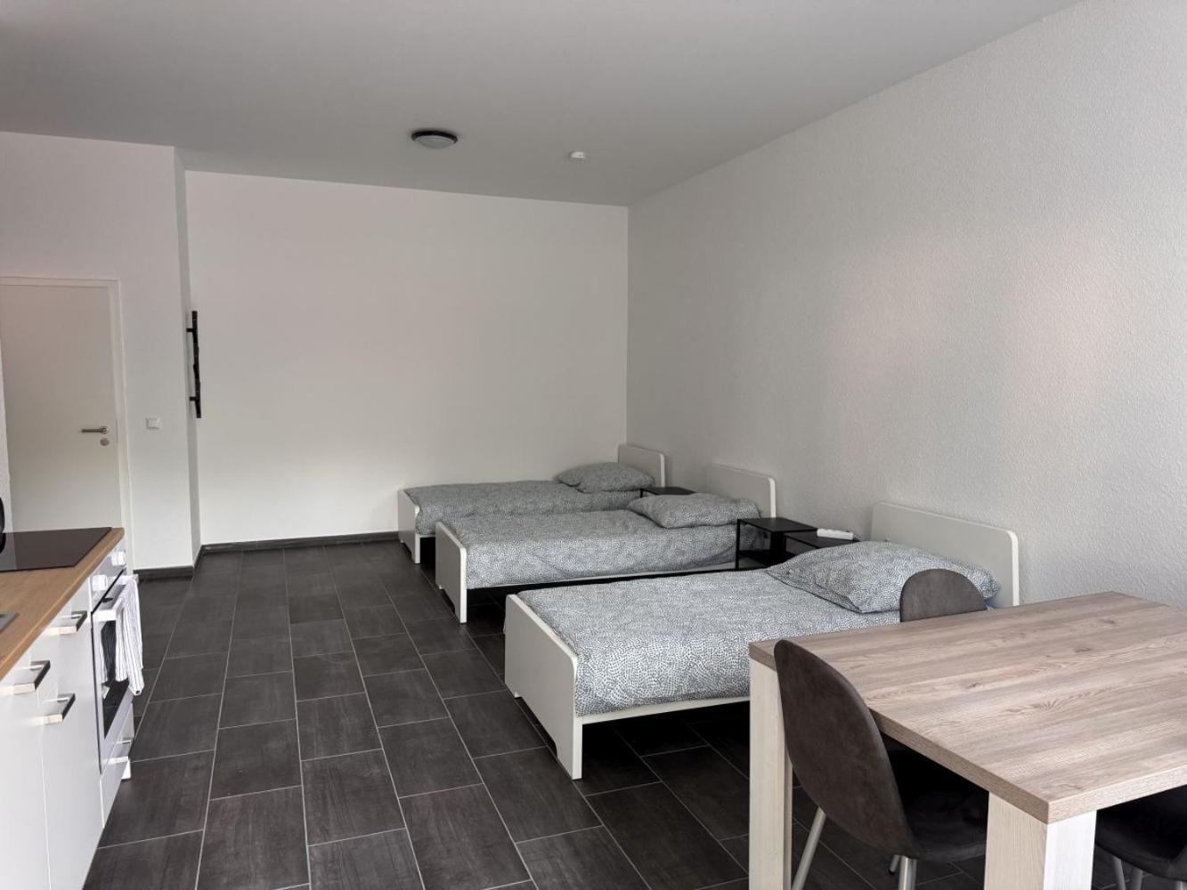 Cozy Apartment In Leverkusen Exterior photo