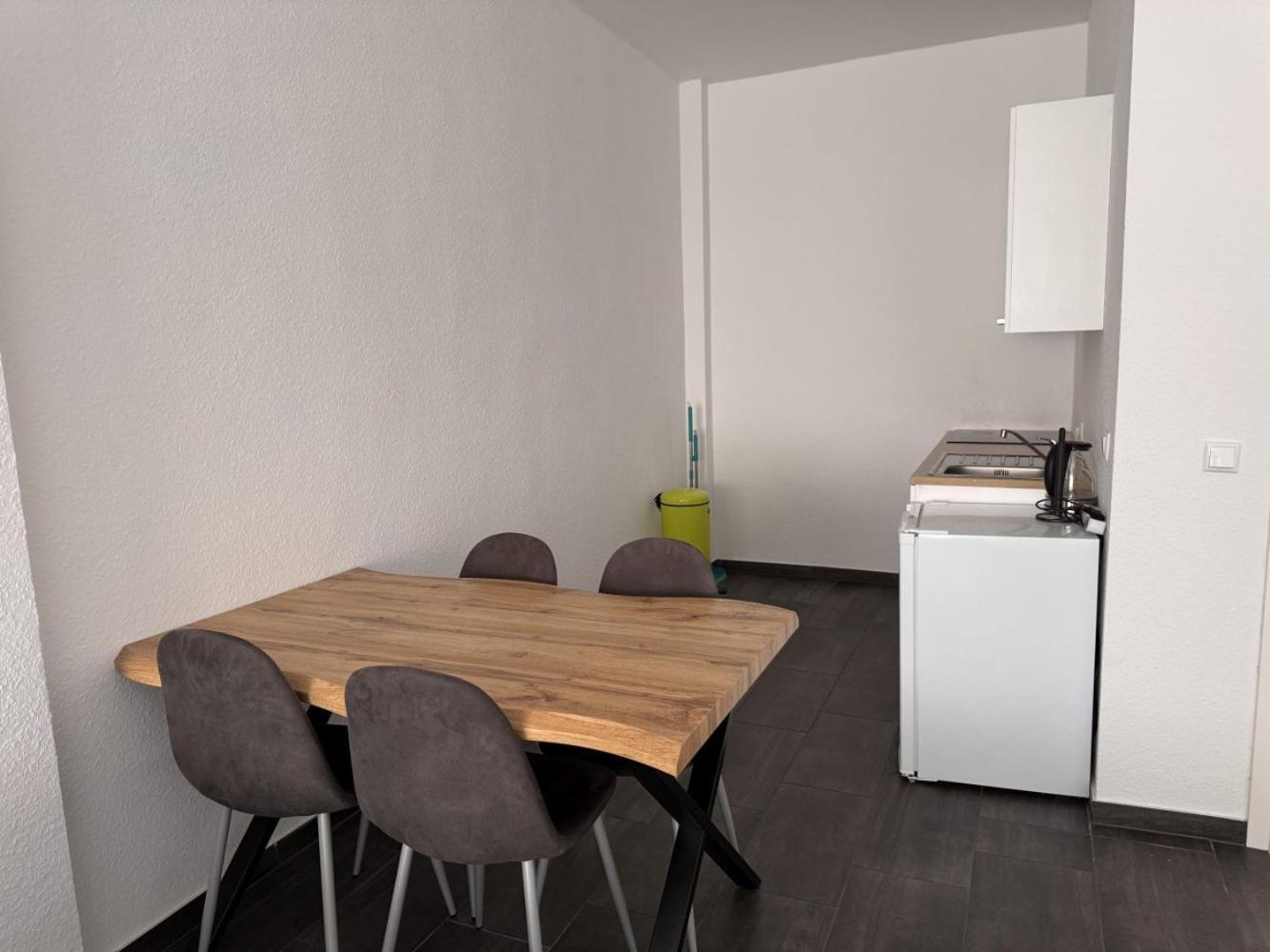 Cozy Apartment In Leverkusen Exterior photo