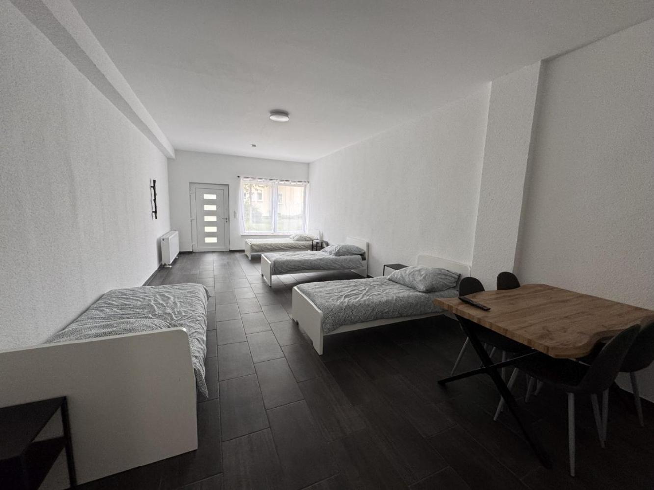 Cozy Apartment In Leverkusen Exterior photo
